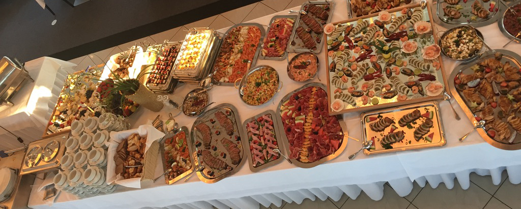 Table of foods